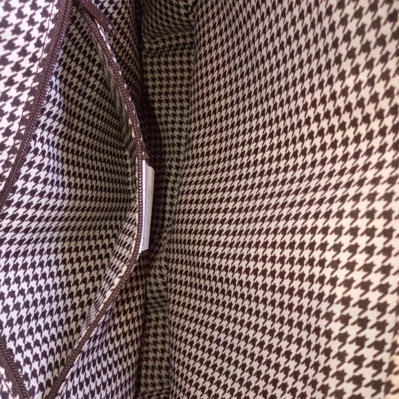 NEW Liz Claiborne tote - Picture 7 of 8